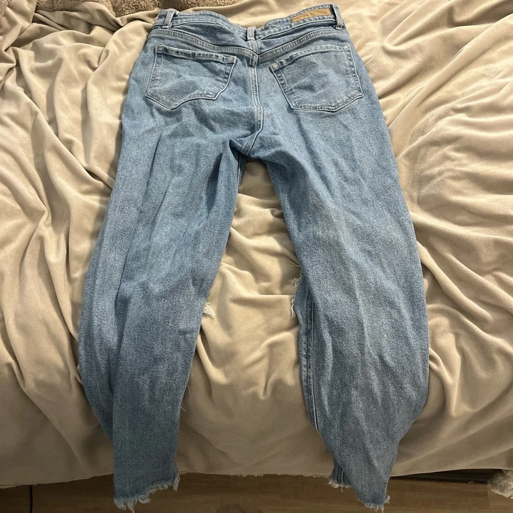 CELLO Ripped Jeans - Picture 3 of 4